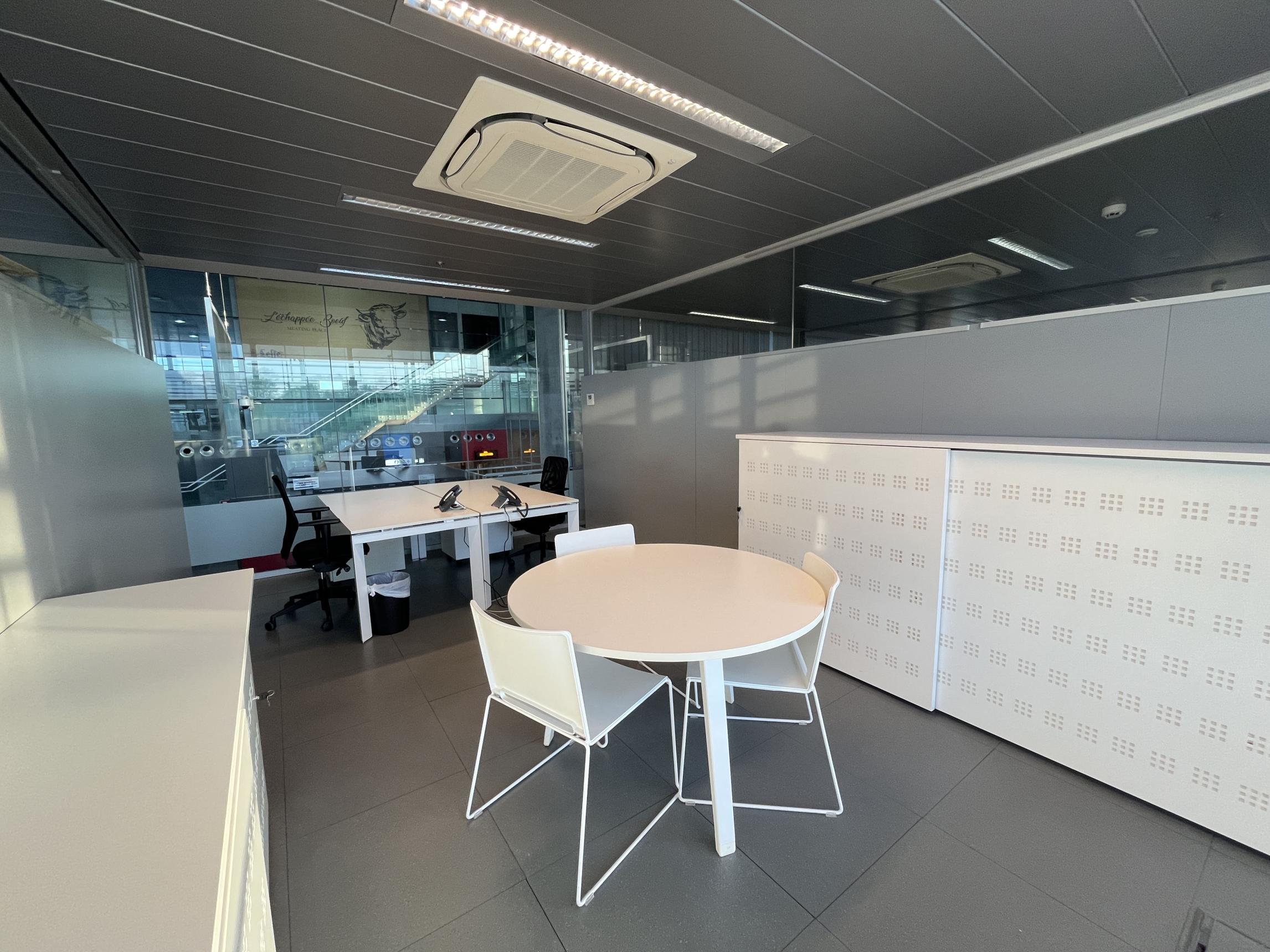 Office AR.36